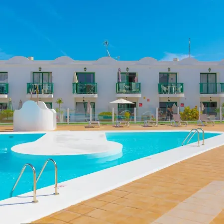 Apartment Alegria Pool View & Wifi By Irent Fuerteventura *